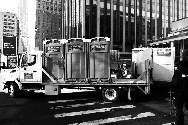Best Portable restroom trailer rental  in Fairmount, IN